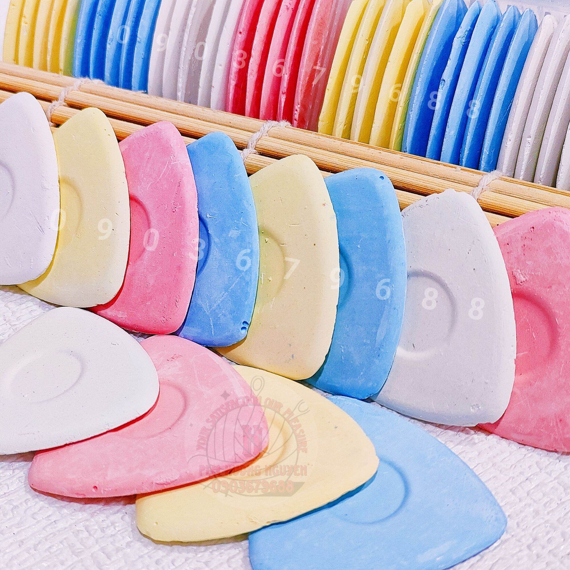 Phấn may hộp nhựa, phấn vẽ lên vải phấn siêu nhẹ nhập (hộp 20 viên)
