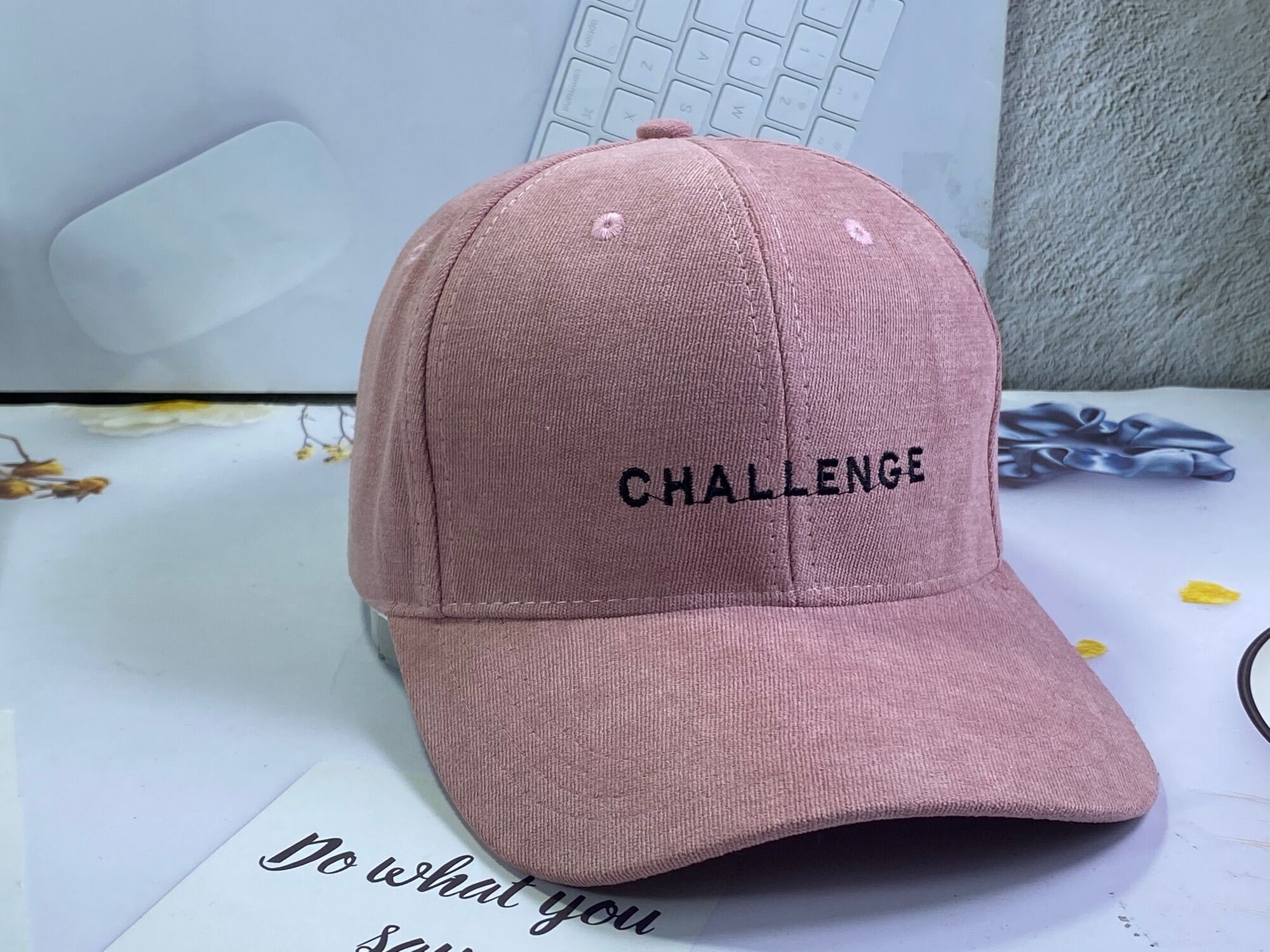 Mũ lưỡi trai nhung nam nữ - nón kết thêu CHALLENGE chữ hàn quốc unisex