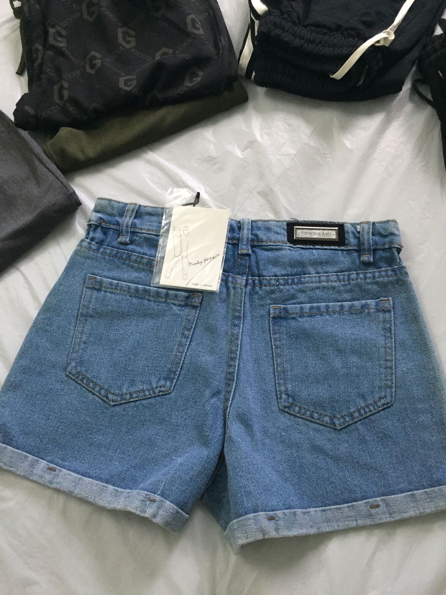 Quần short jean
