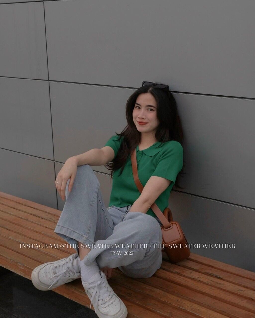 Áo len nữ cổ bẻ dáng croptop bo gấu bassic