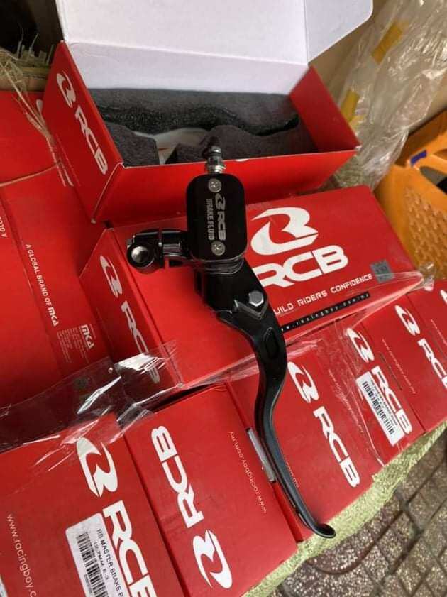 Tay thắng bình dầu liền rcb