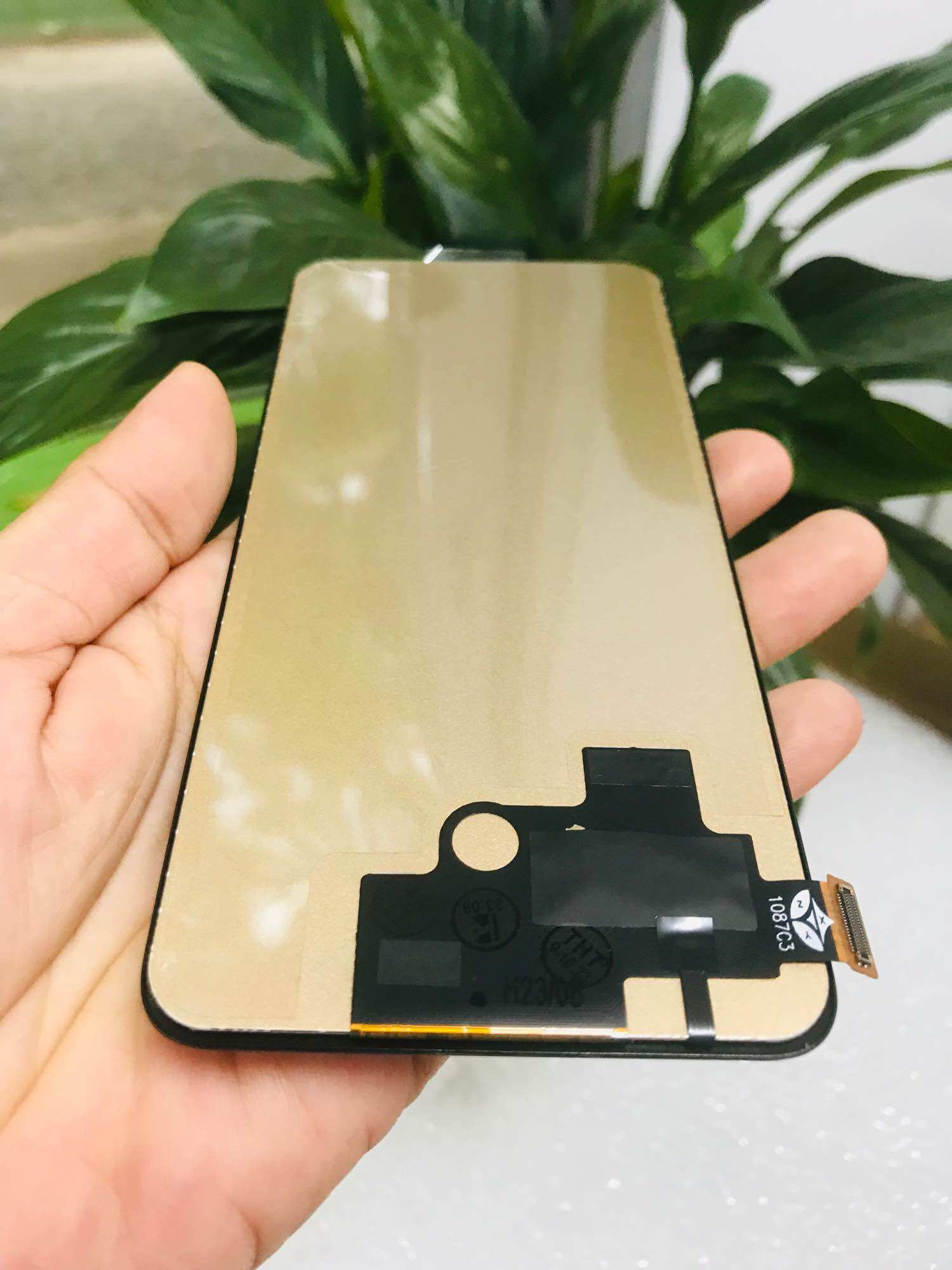 Màn hình Oppo Reno 2F công nghệ mới