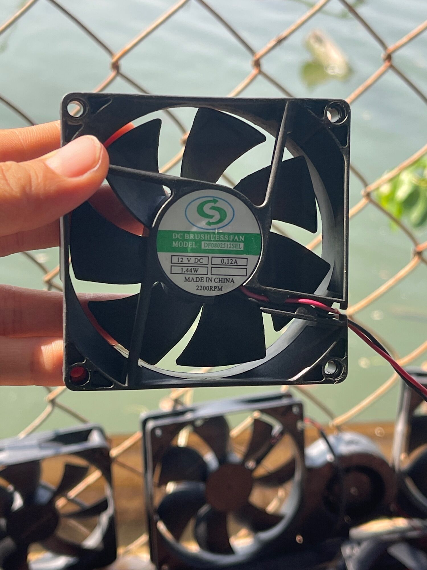 Fan Quạt tản nhiệt 12V 8x8x2cm