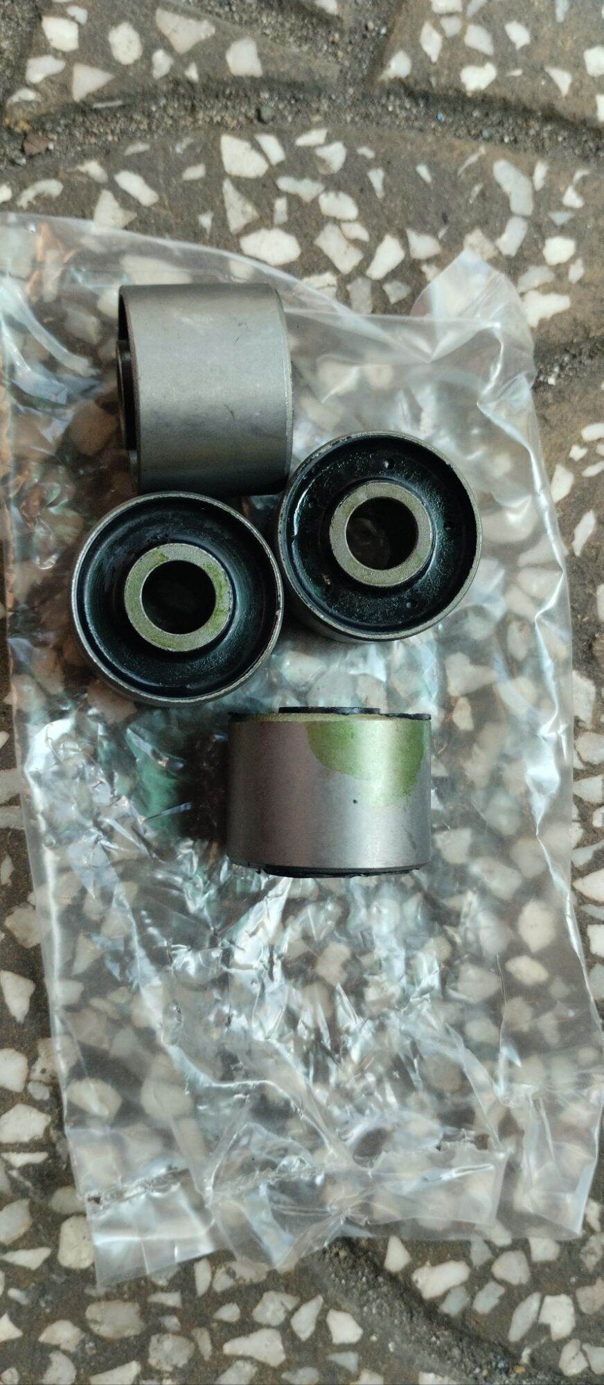 Cao su đùm moto cg125 cm125 cb125 la250 cb250