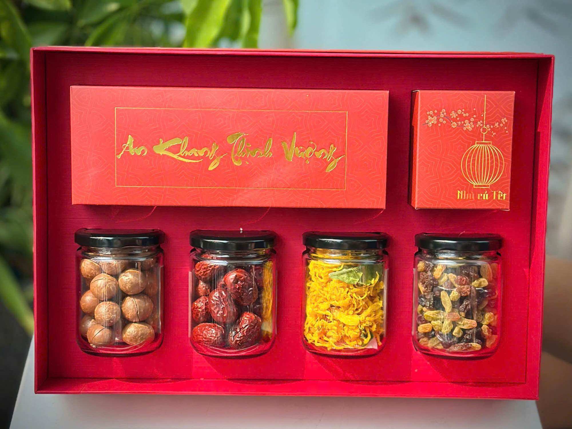 Set quà “Nhà có Tết” hủ thủy tinh cao cấp 6 món