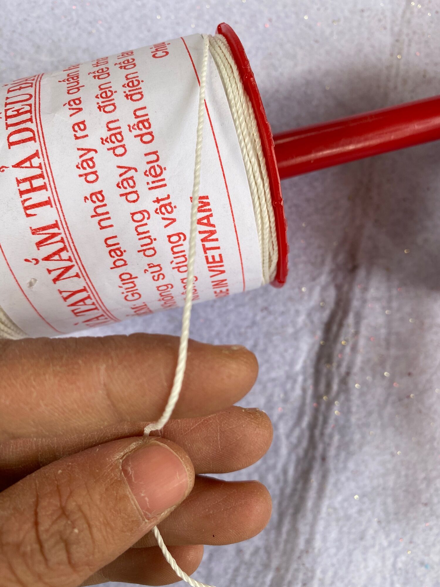 1 quận dây thả diều chịu lực
