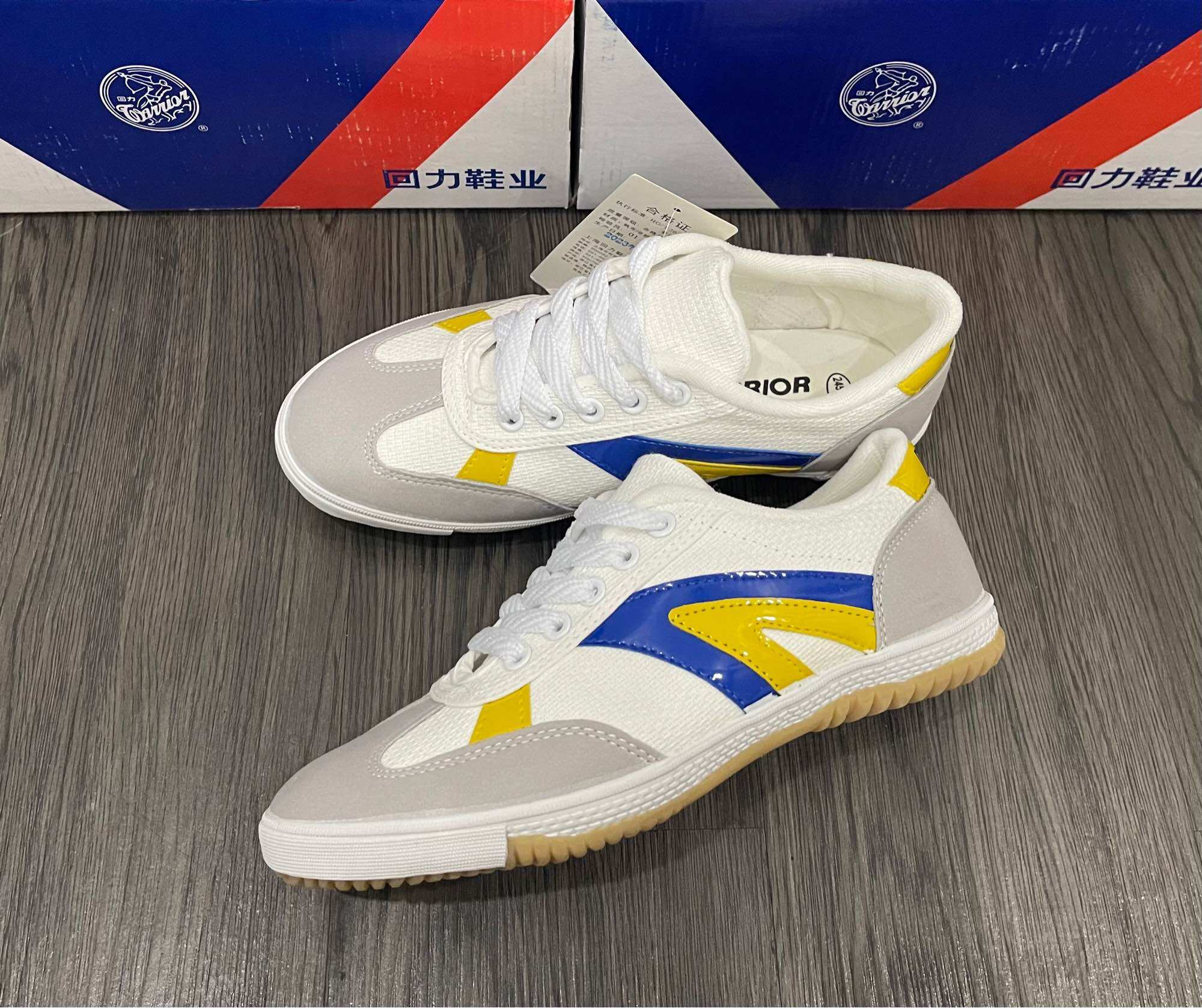 Giày Bata Phủi Warrior WT5 ShangHai chính hãng ( Trắng,Tím Than)