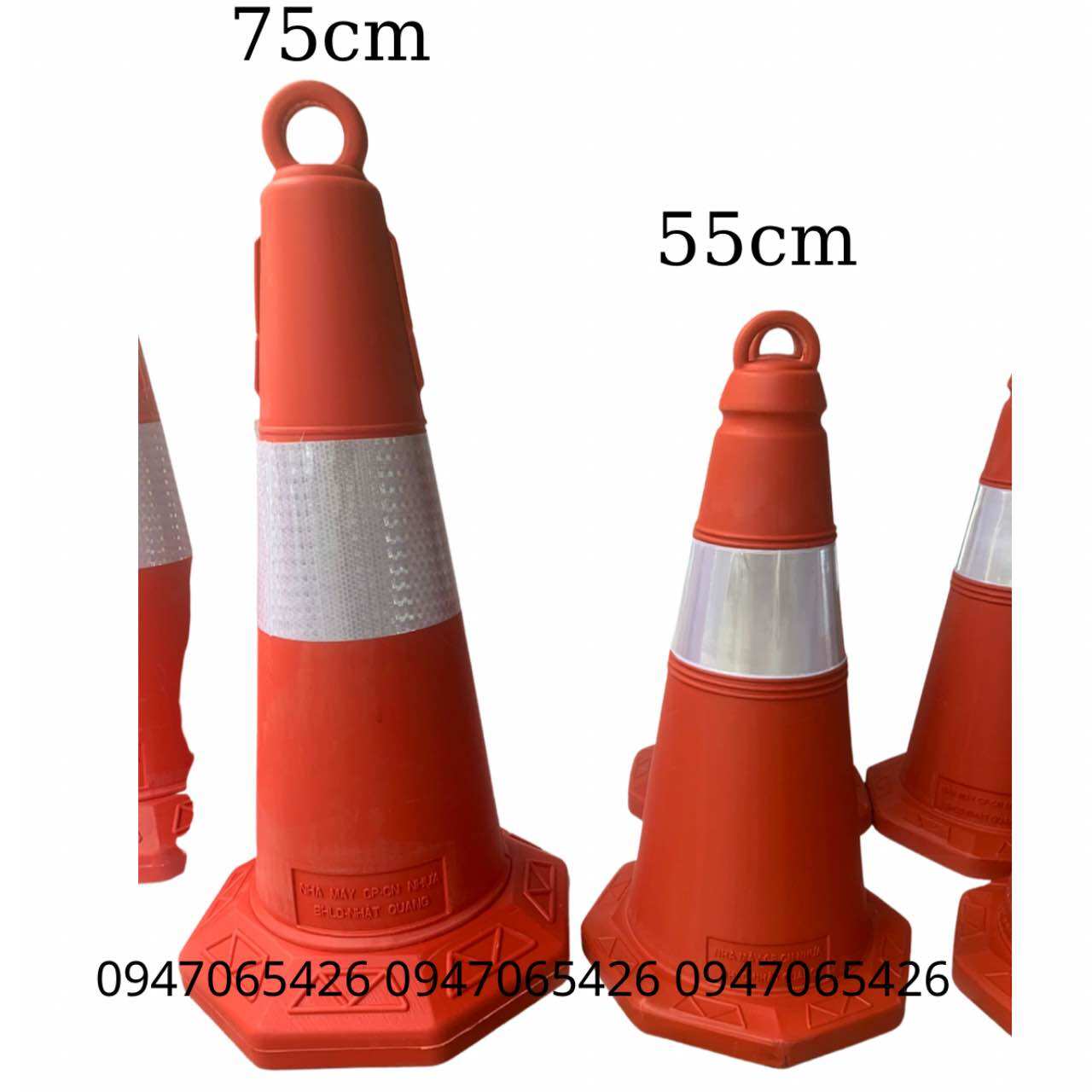 Cọc tiêu nhựa Nhật Quang đỏ phản quang trắng (55cm, 65cm ,75cm)