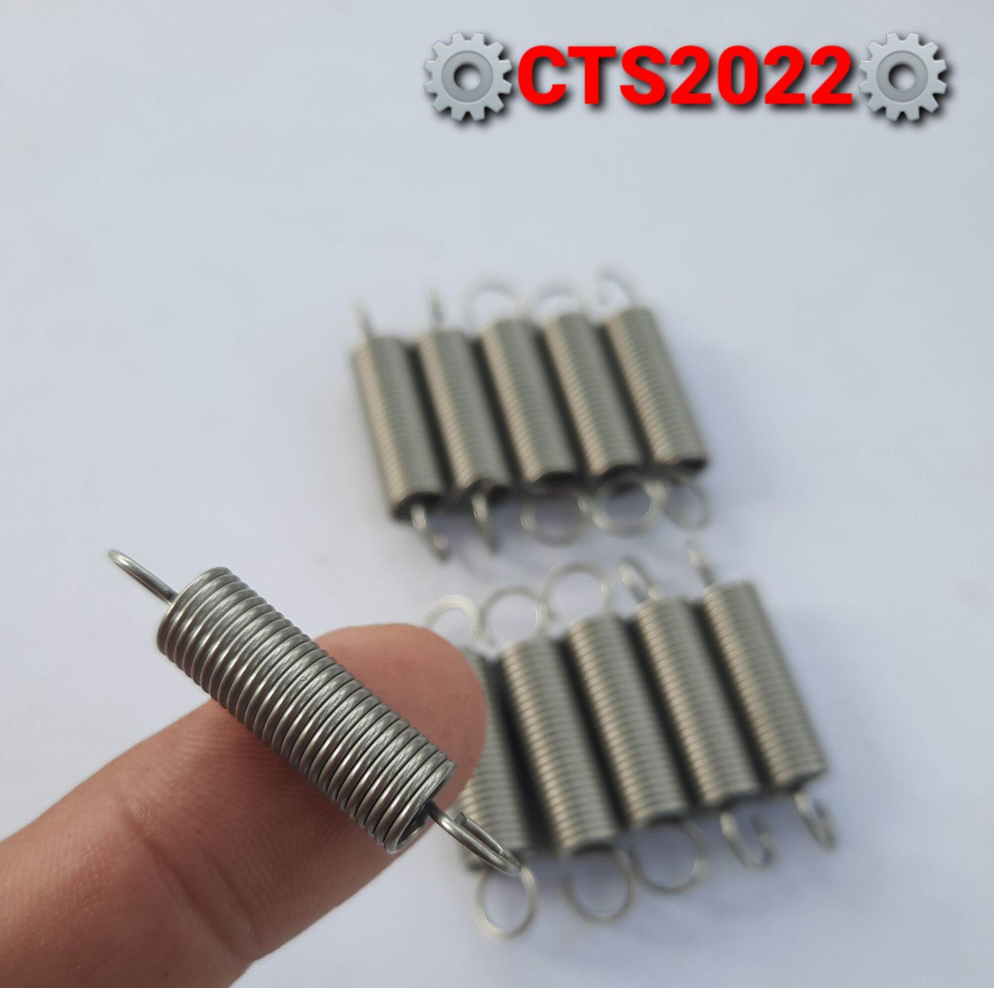 Lò xo kéo inox phi 7mm sợi 0.8mm