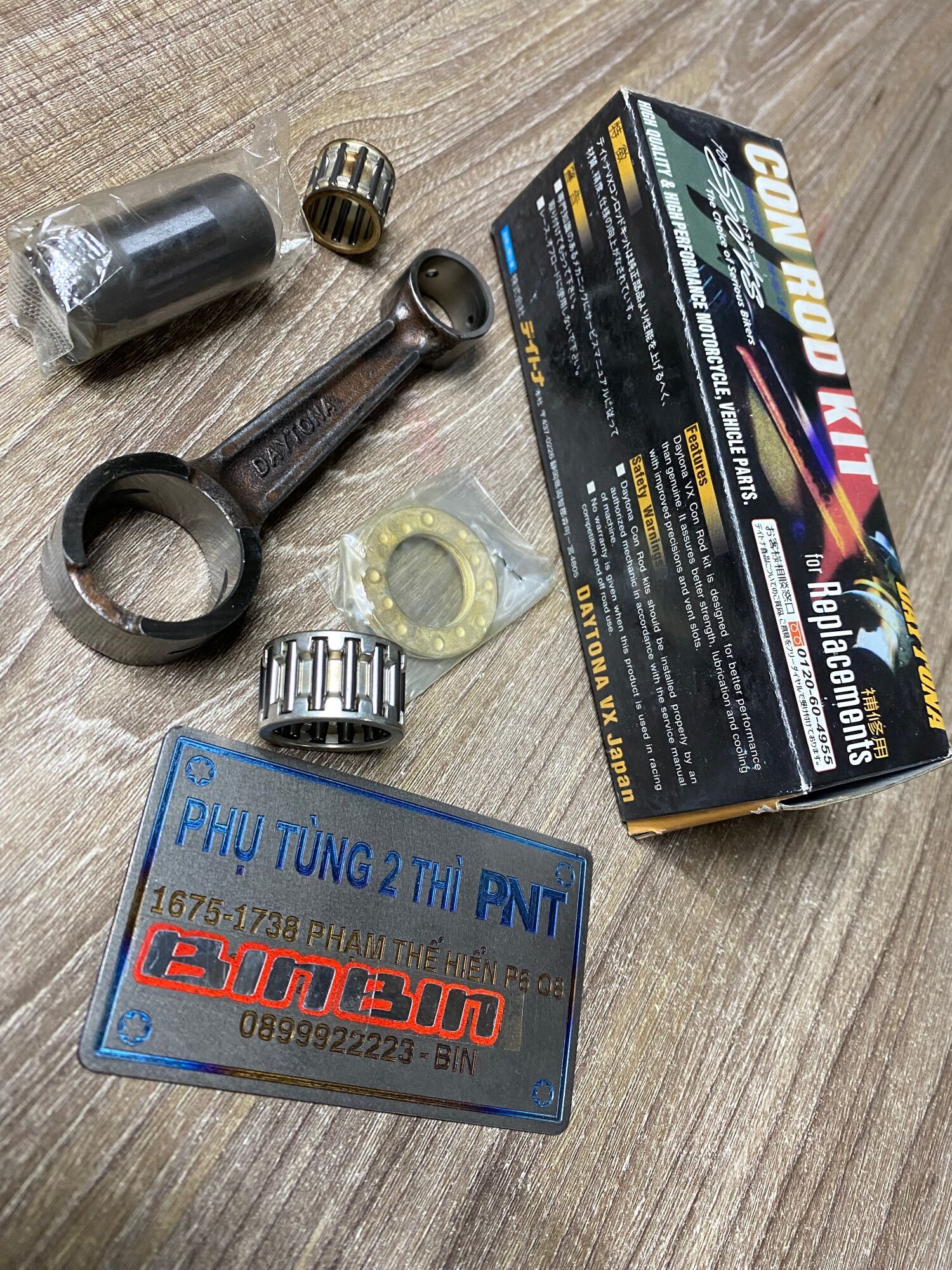Tay dên Daytona Japan Xipo