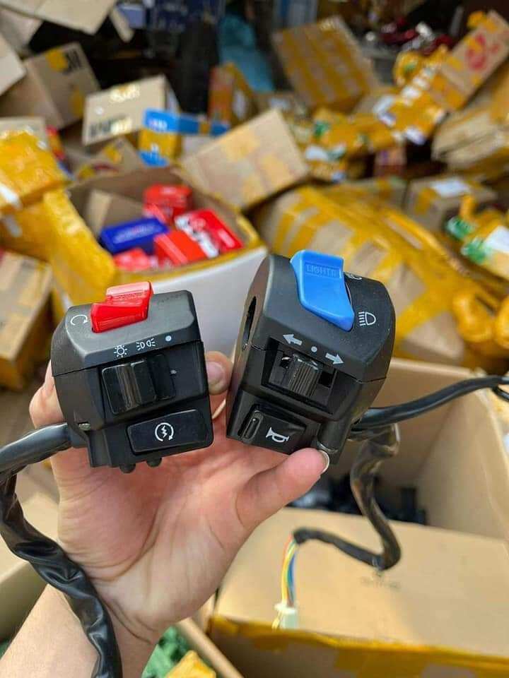 Cặp cùm trái phải fz v2 gắn cho sirius. wave nhỏ...