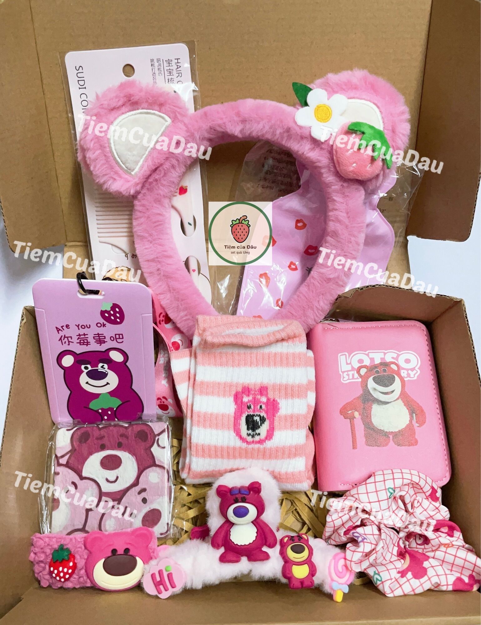 Set Quà Tặng Gấu Dâu Combo 10 Món