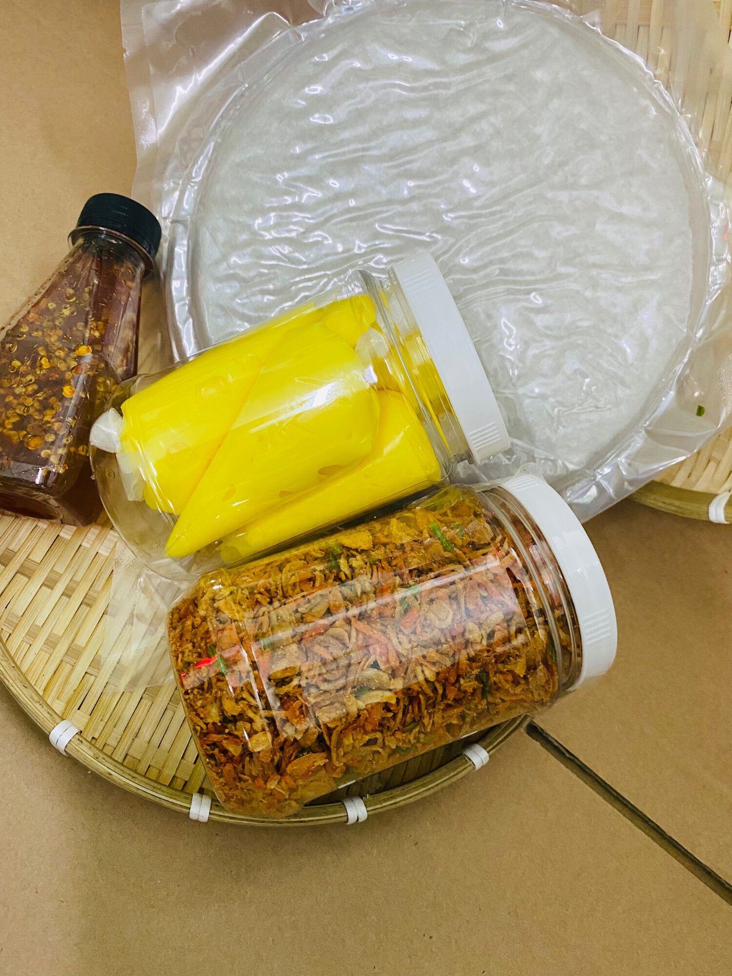 Combo 3 (1 combo muối ruốc hành phi + hủ bơ) - Tặng chai sốt tắc