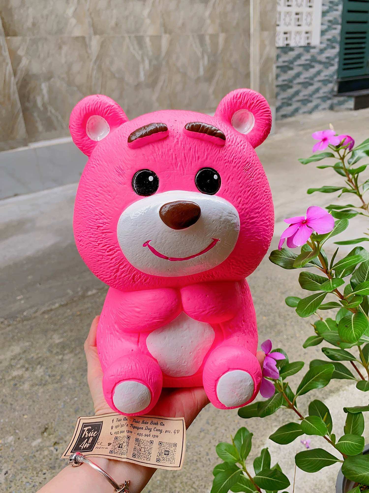 (25x16x17cm - sơn nước) 🧸 Heo đất thạch cao Gấu Dâu Lotso, sản phẩm handmade 100%