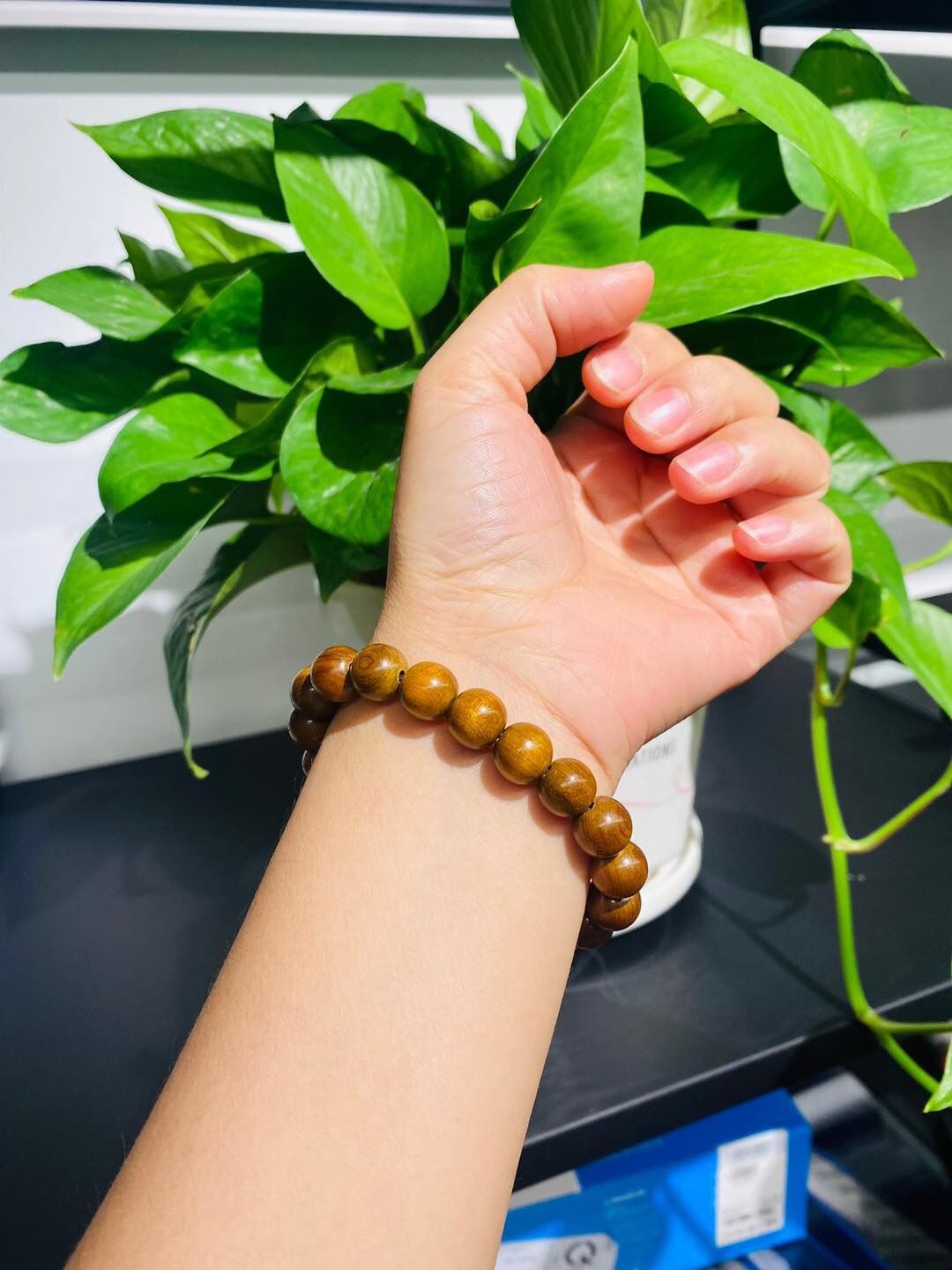 Vòng tay gỗ bách xanh 8ly, 10ly