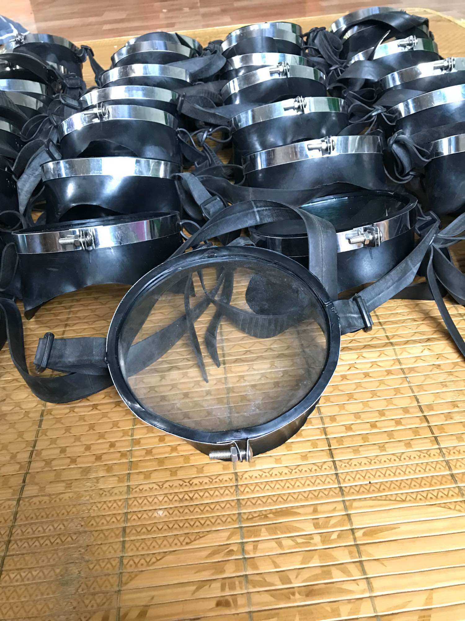 Kính lặn bắn cá(cao su đúc)