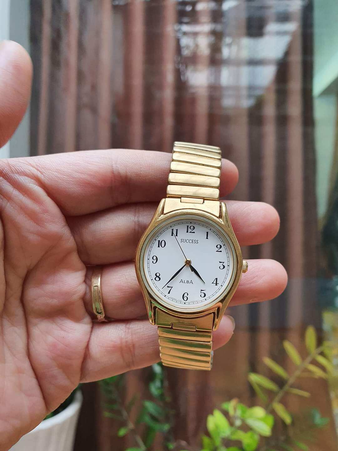 Đồng hồ Alba nữ mạ vàng không vết xước hàng bãi nhật cũ size 32.3mm cam kết chính hãng fake đền 10