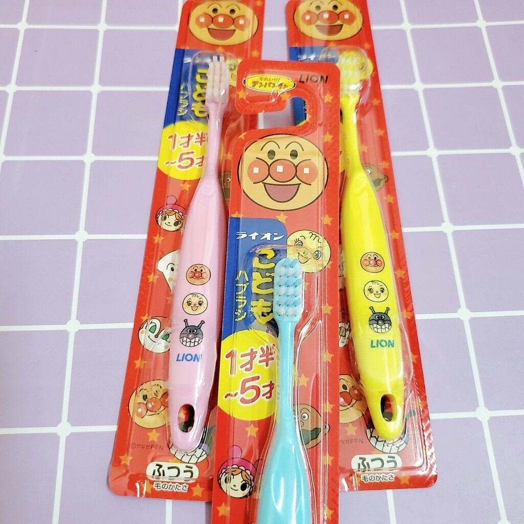 Bàn chải đánh răng cho bé Lion Nhật