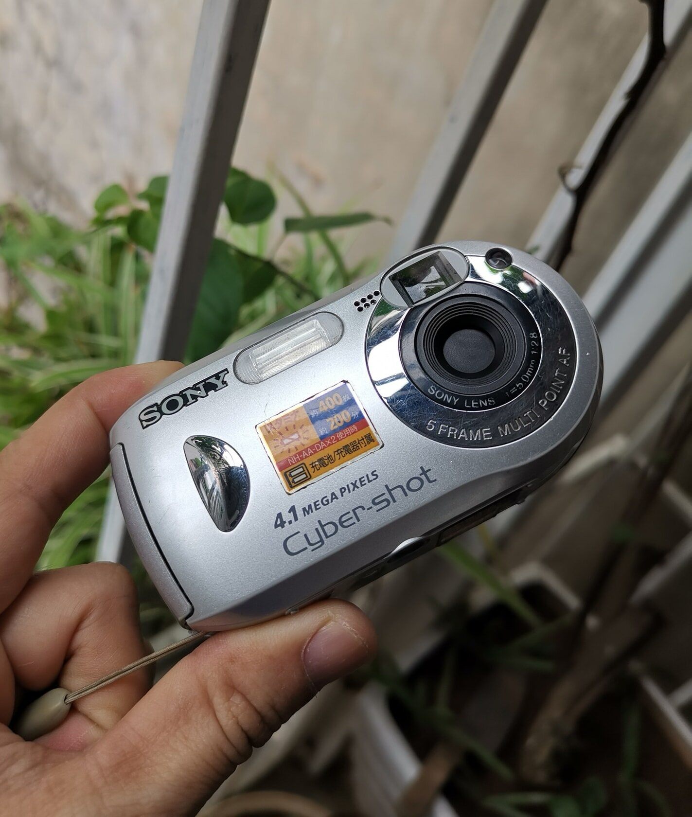 Máy ảnh PnS digital Sony DSC P43 vintage siêu xinh thumbnail