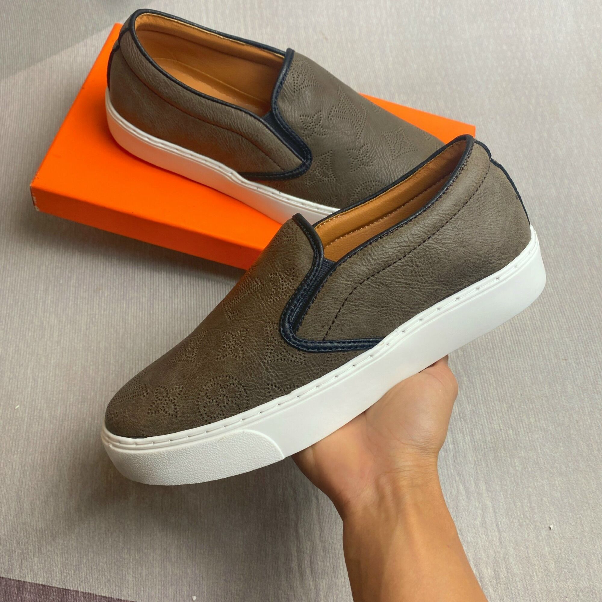 Giày Lười Nam - Slipon L.V Da Bò - Xám
