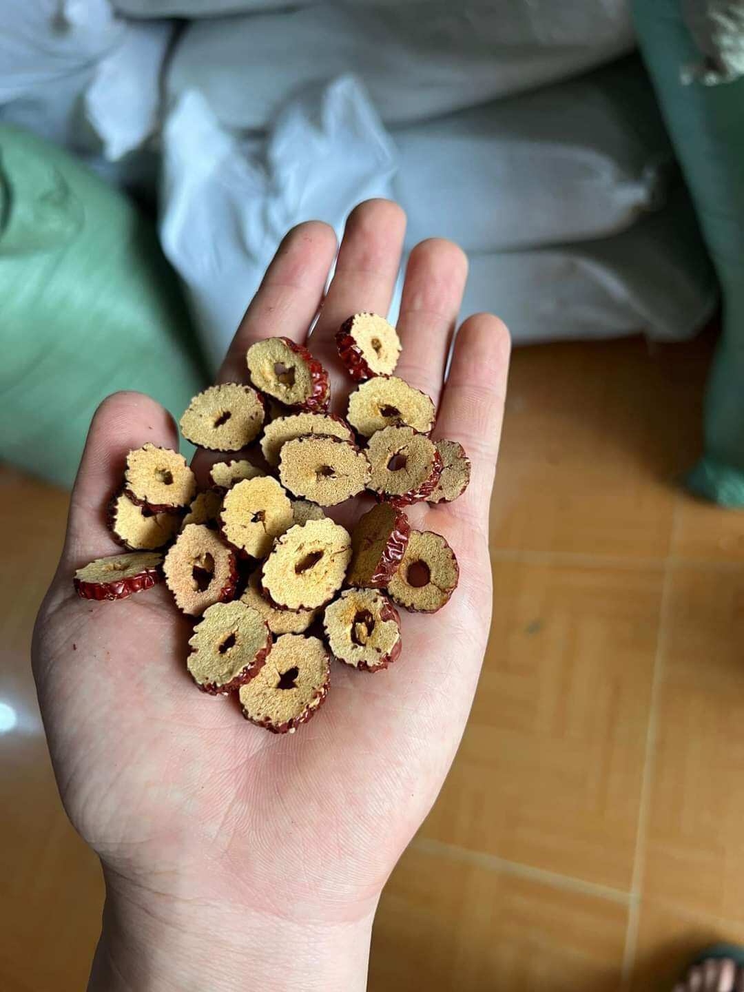 Táo Đỏ Cắt Lát Khô Giòn 250G