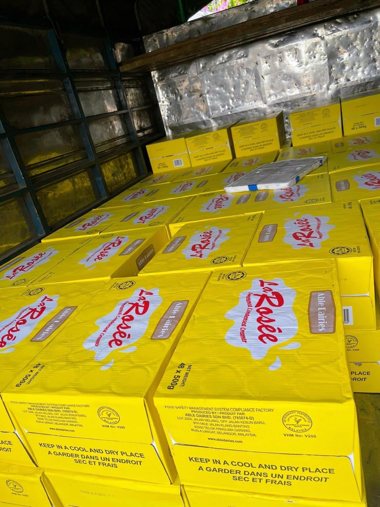 LON SỮA ĐẶC LAROSEE 500g