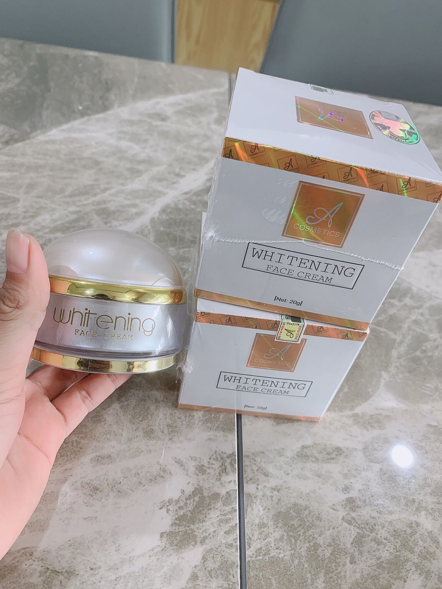 kem dưởng mặt face pháp
