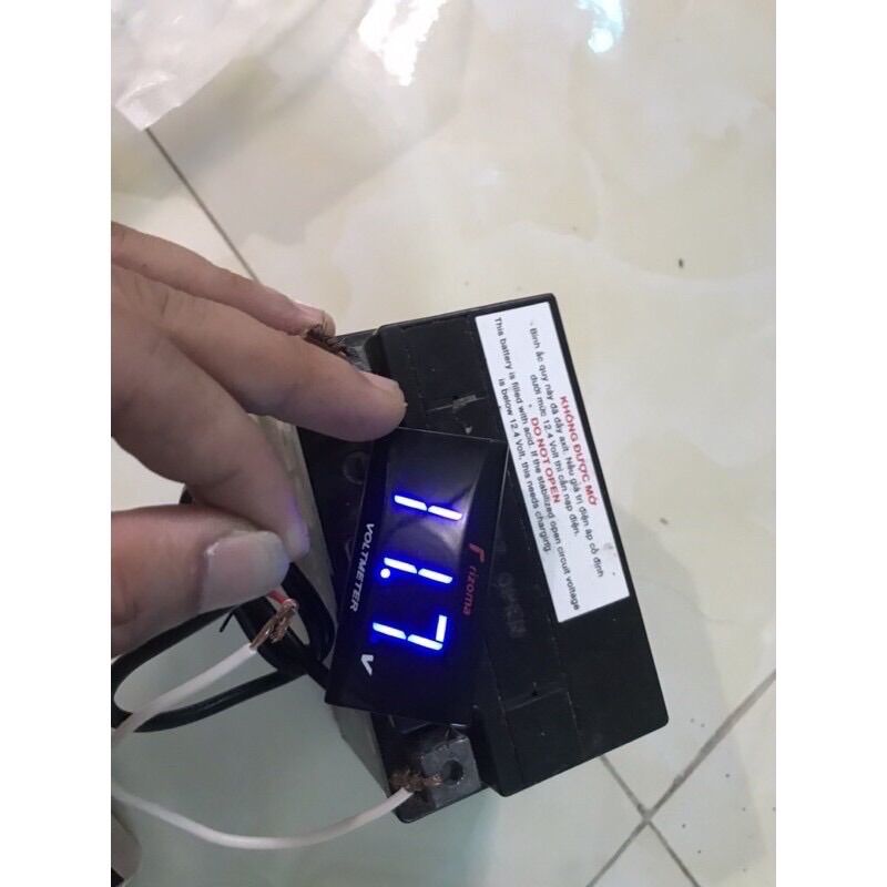 Đồng Hồ Đo Vôn Bình Xe Máy