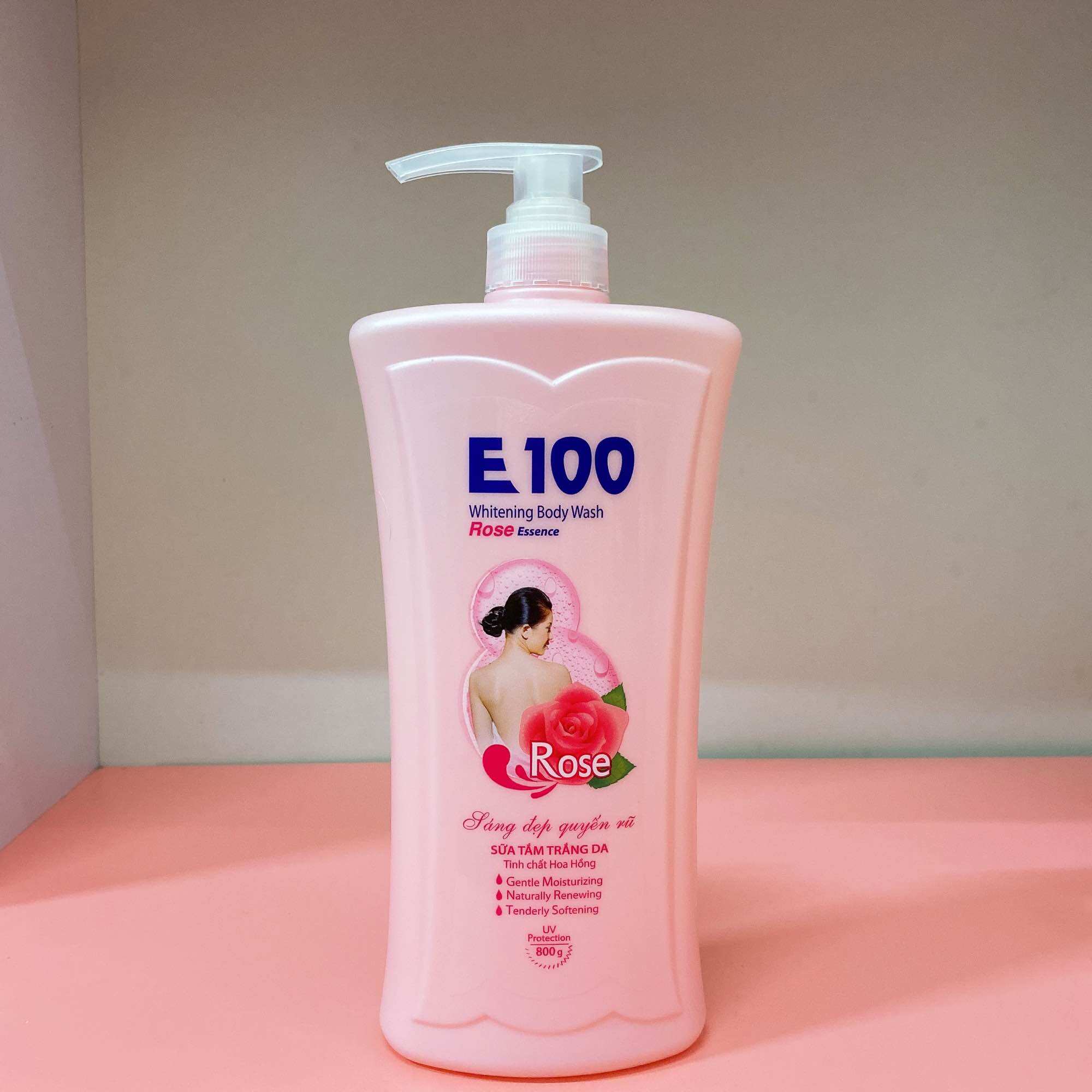 Sữa tắm E100 hương hoa hồng chai 800ml