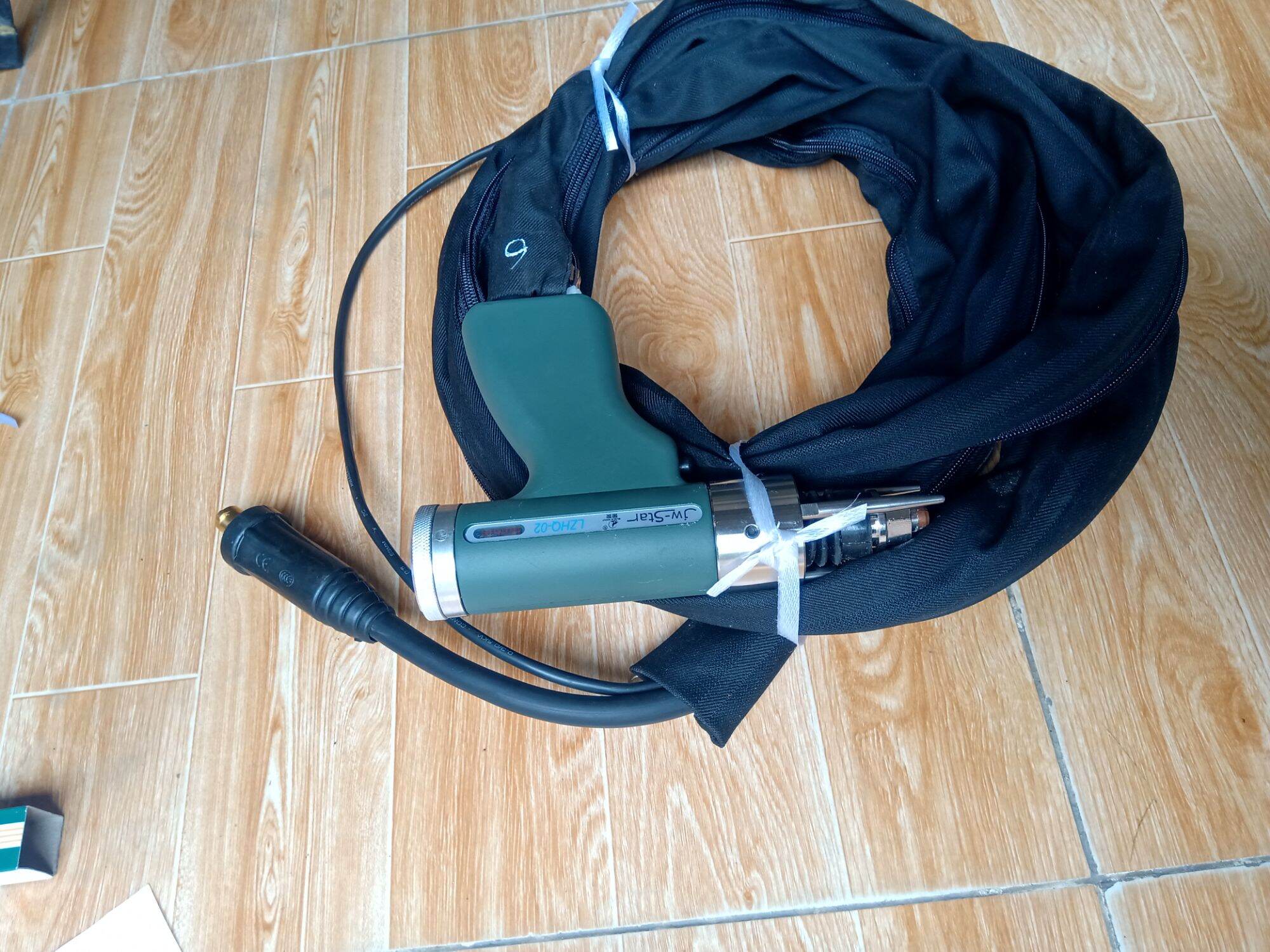 [HCM]Súng hàn bulong LZHQ-02 hiệu Black wolf có dây và không dây