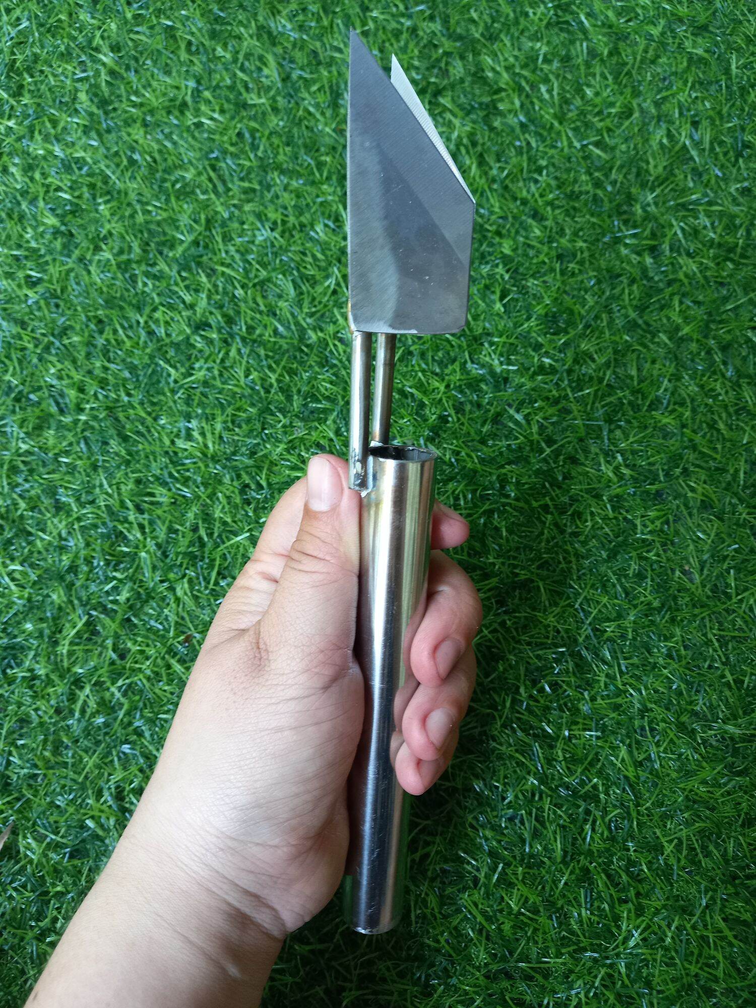 dao gọt mắt khóm