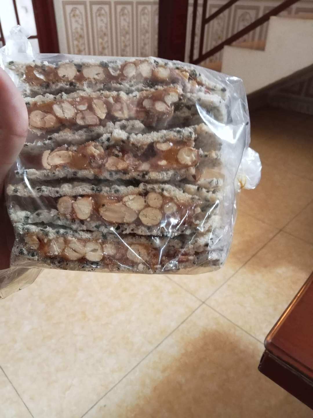 kẹo cu đơ ( đặc sản Hà Tĩnh)