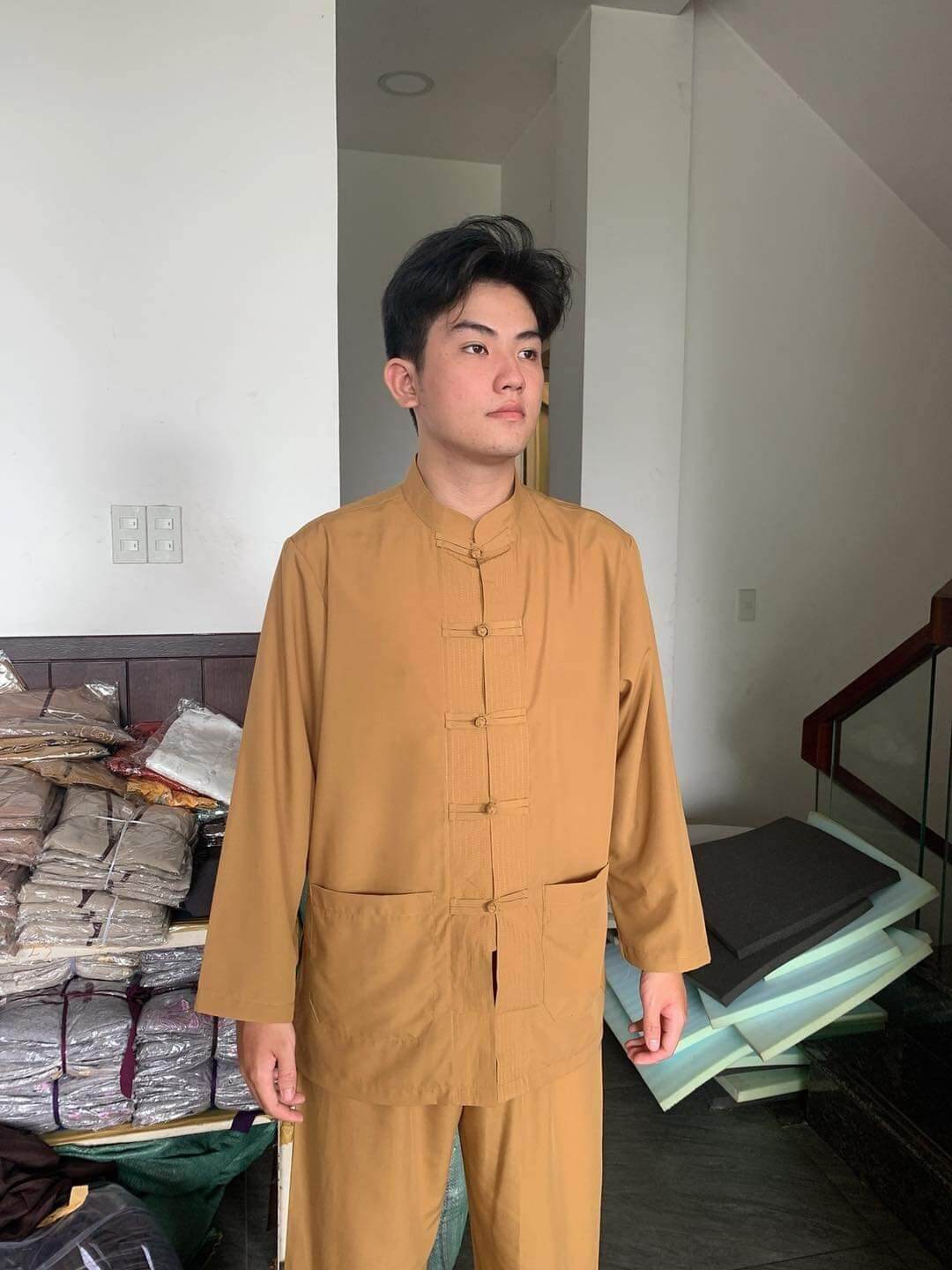 đồ nam đi chùa#bộ nam Phật tử#lãnh tụ nam