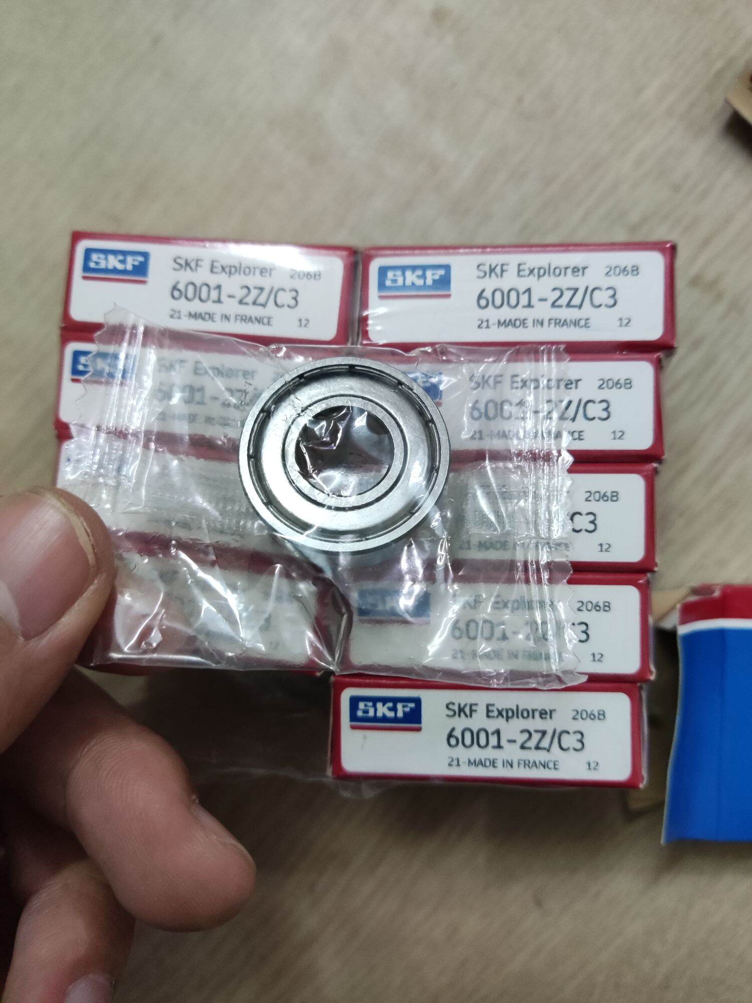 Vòng Bi Bạc Đạn 6001 SKF