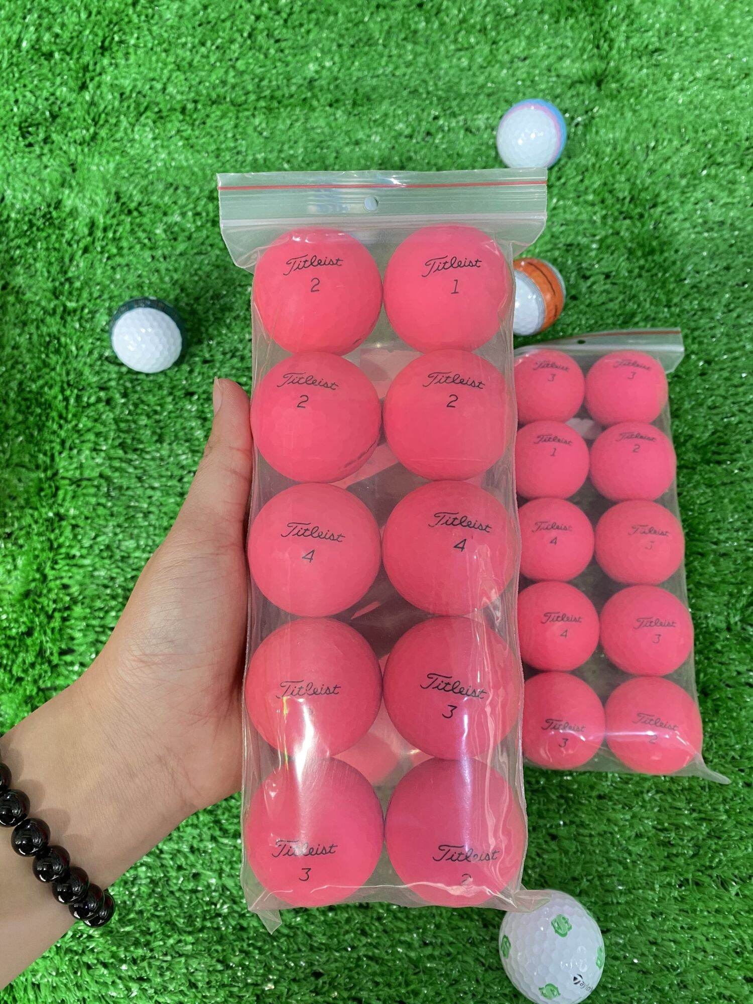 (Túi 10 quả) Bóng Golf TITLEIST màu nhám