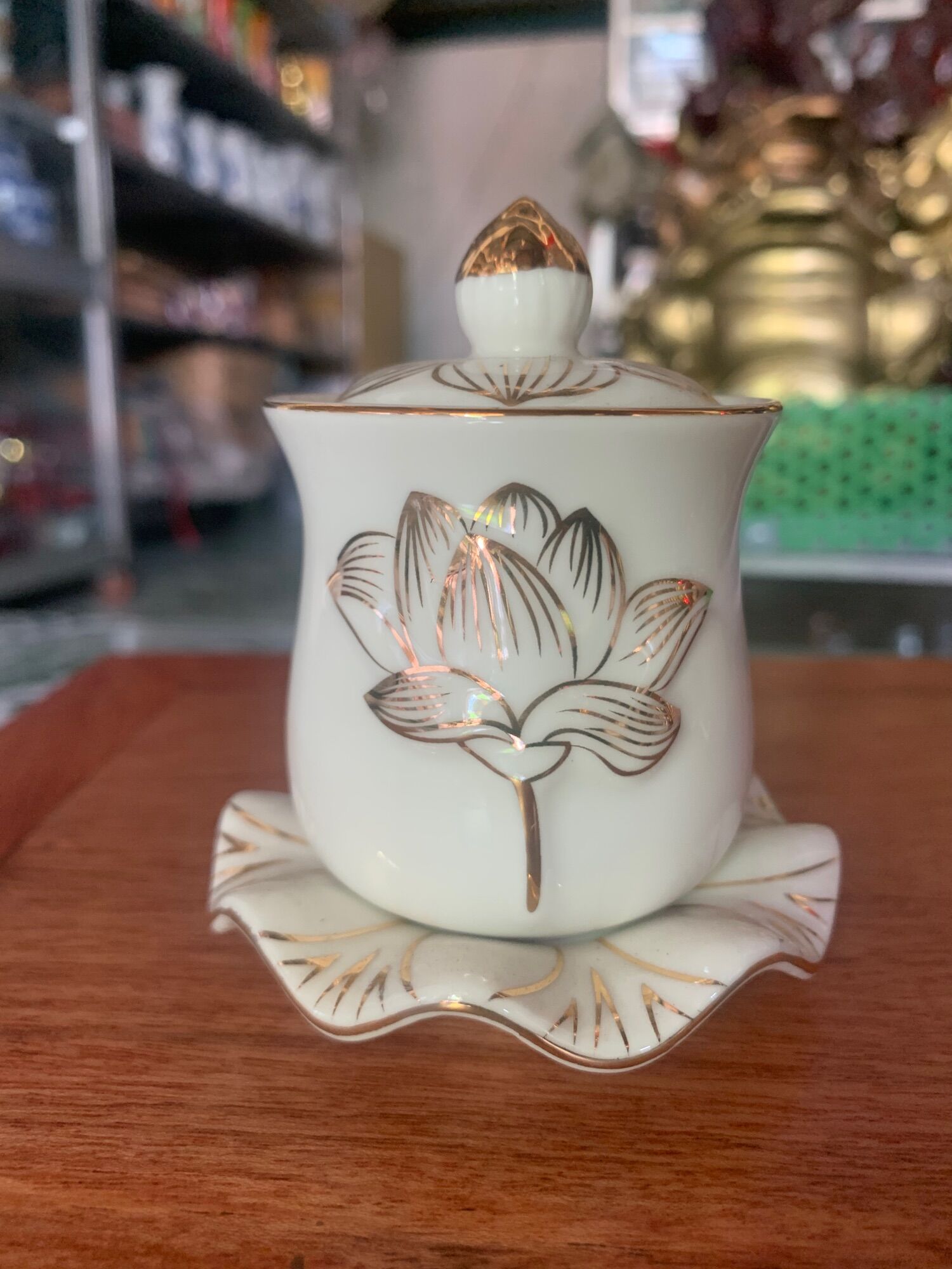 Chung nước thờ cúng tráng men cao cấp cánh sen
