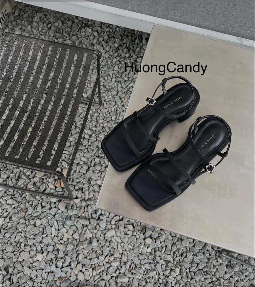 Sandal Ck dây đen gót vuông ( lùi1 size)