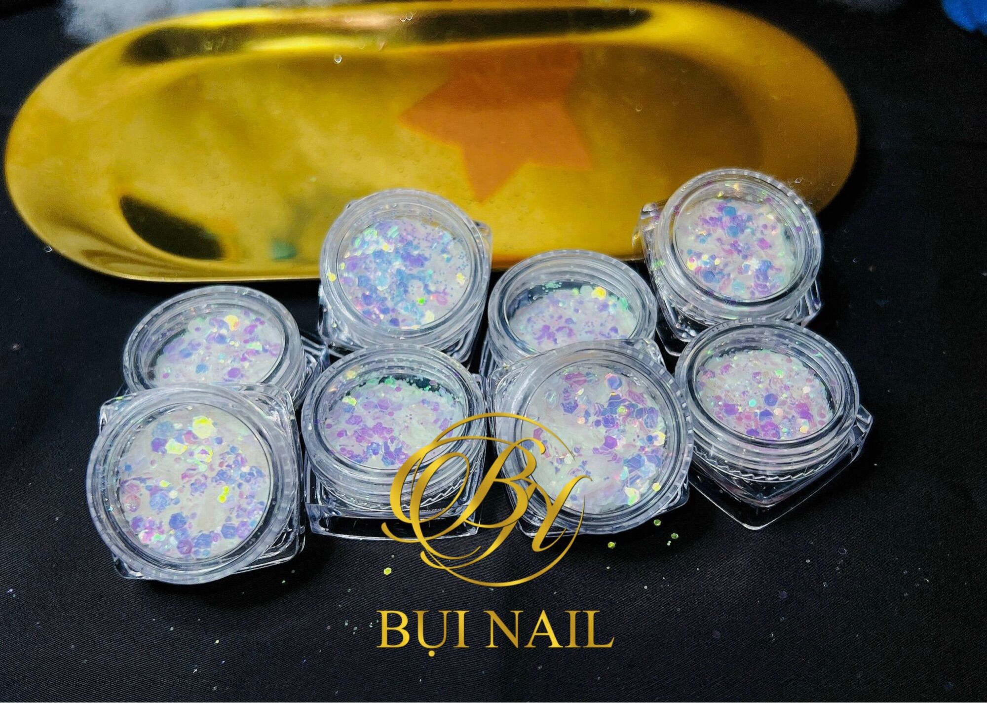 Nhũ đổi màu 8 hủ