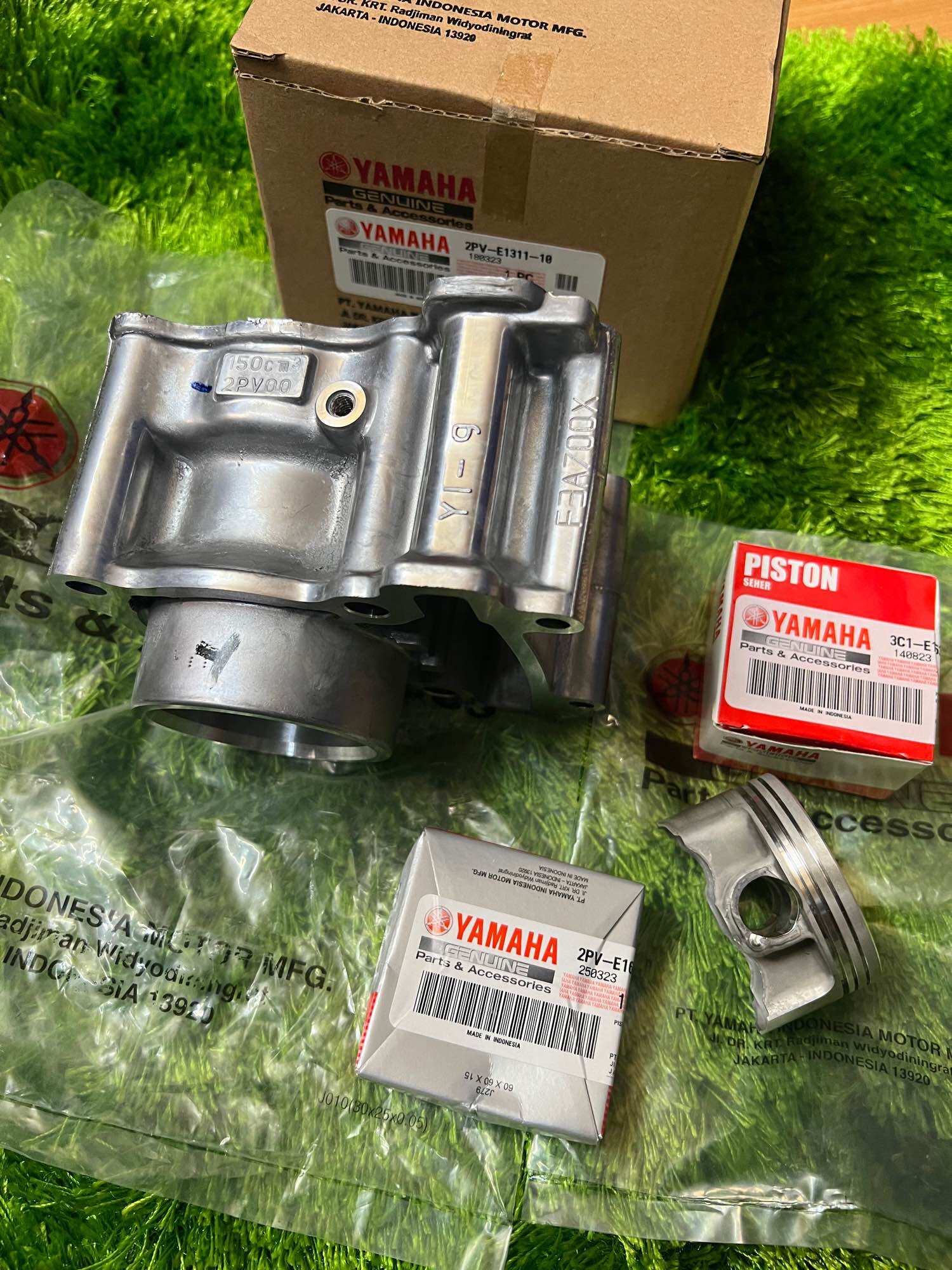 Bộ Lòng Piston Bạc - Exciter 150 Chính Hãng Indonesia
