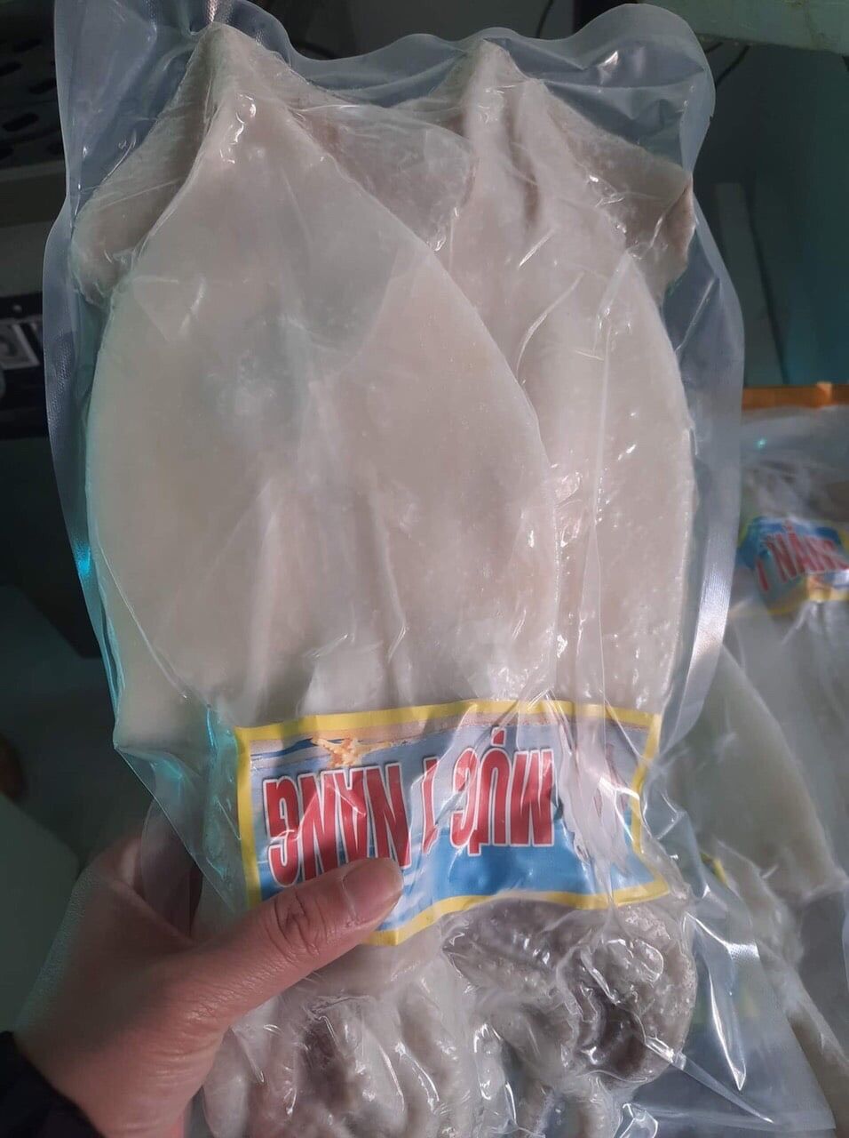 Mực 1 nắng cô tô size 2-3 con/kg