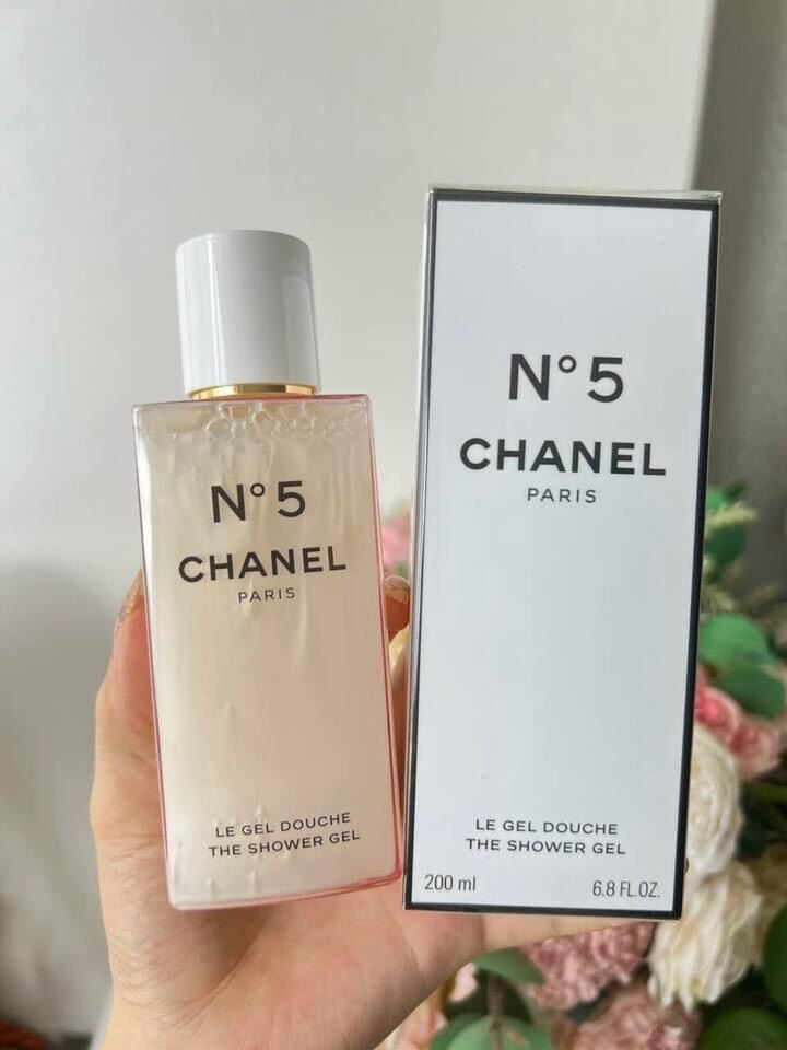 COCO MADEMOISELLE foaming shower gel Shower Gels Chanel  Perfumes Club