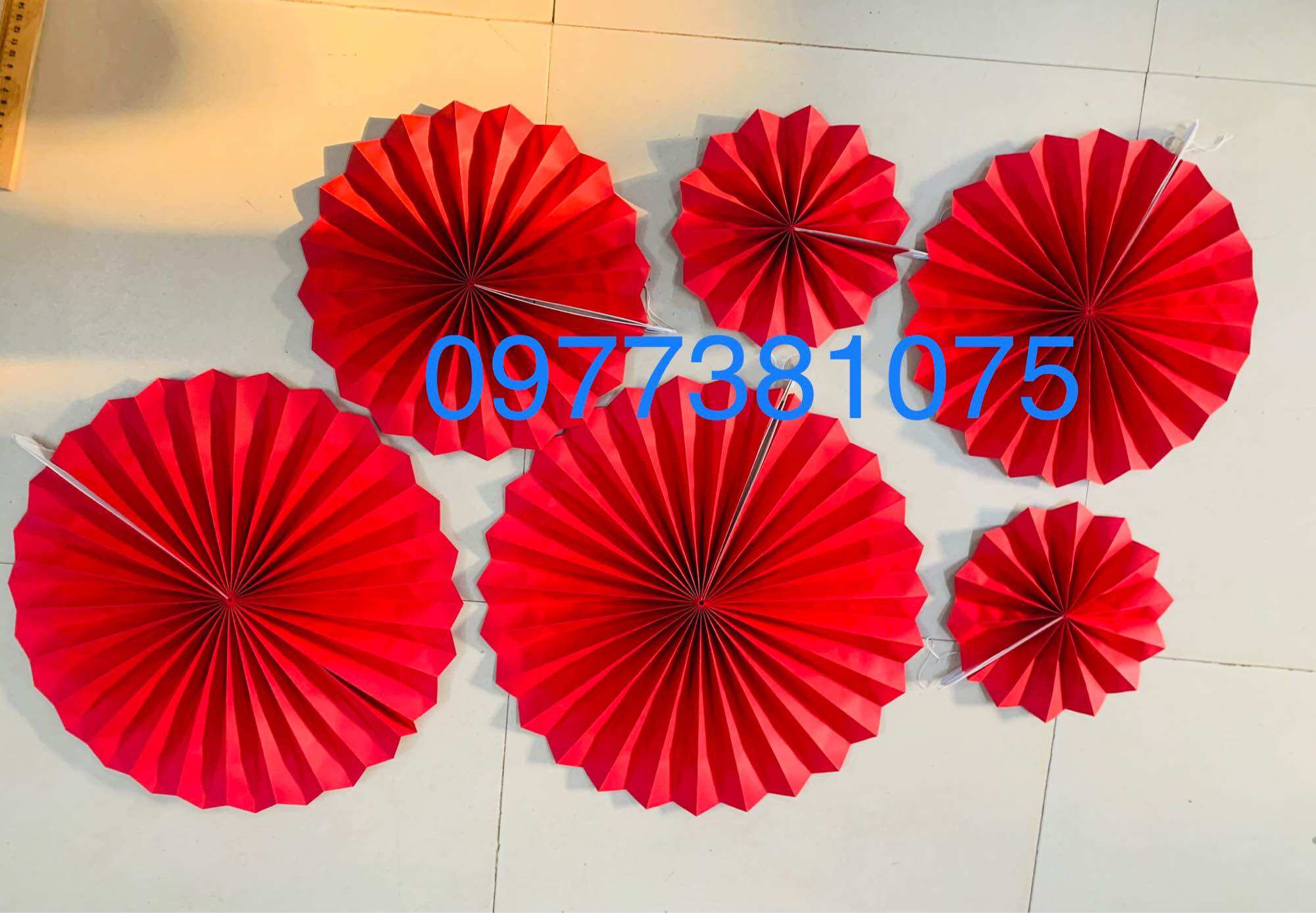 Set 6 quạt đỏ trang trí Tết, cưới hỏi