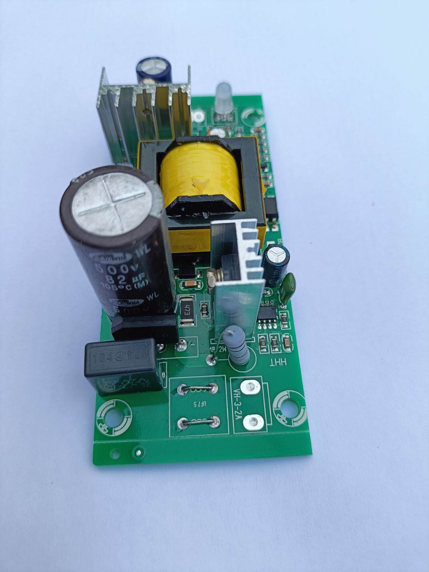 Mạch sạc acquy tự động 12v6A