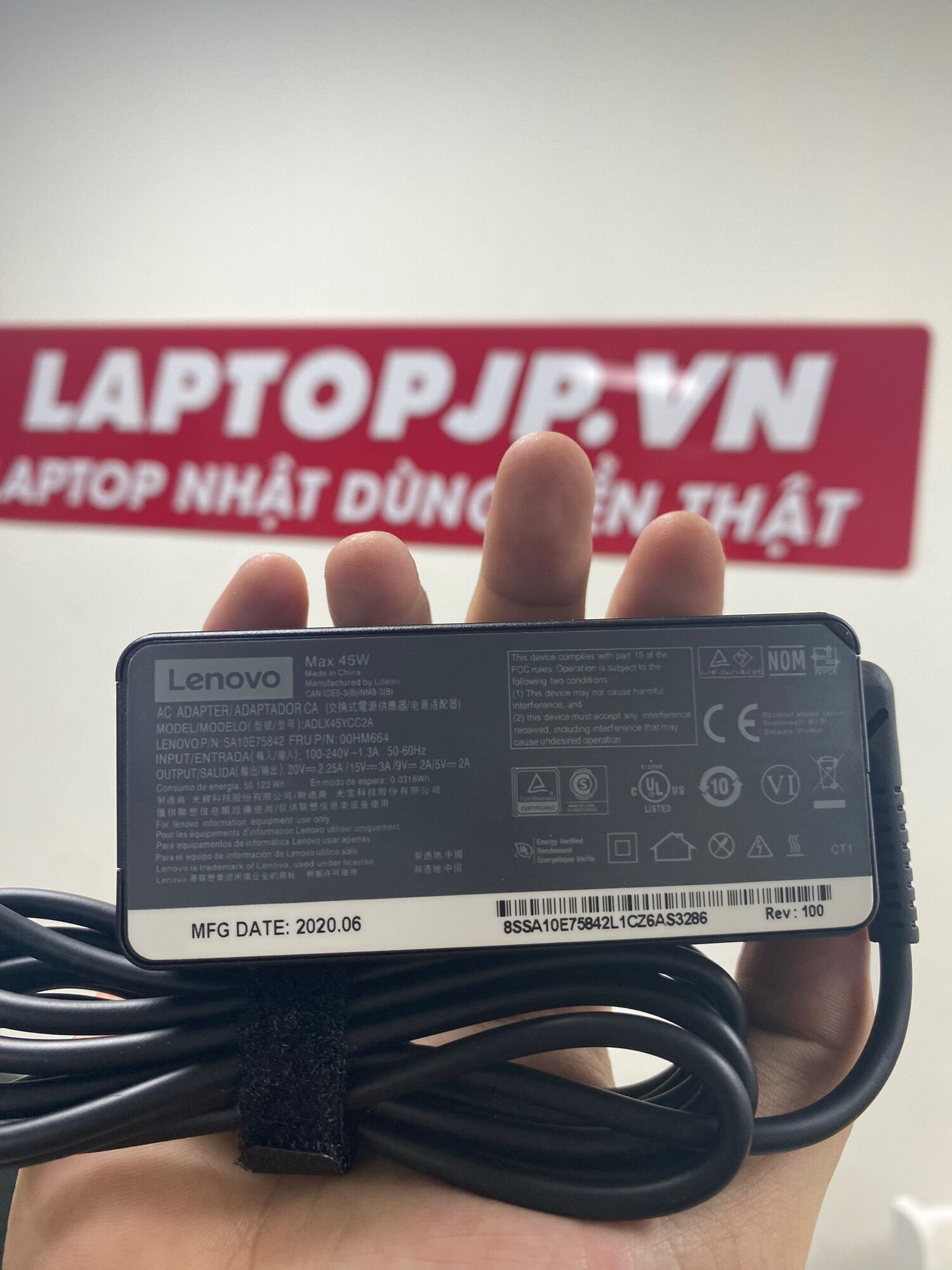 Sạc lenovo thinkpad 20v 2.25a/3.25a type c 45w đầy đủ nguồn