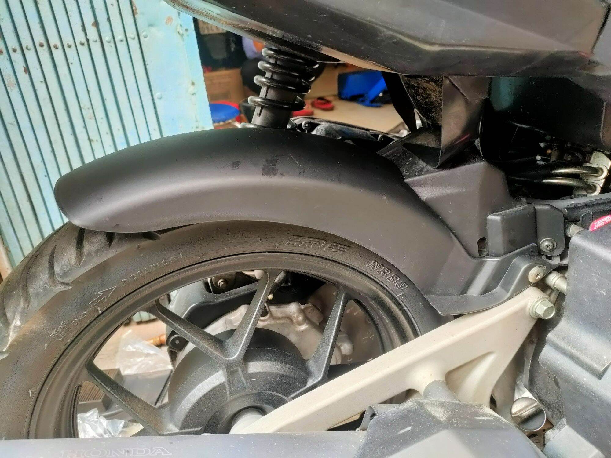 Dè con chắn bùn xe Honda Vario 2017