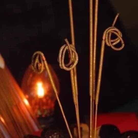 Set 5 bó nhang thần tài 180 cây thái lan