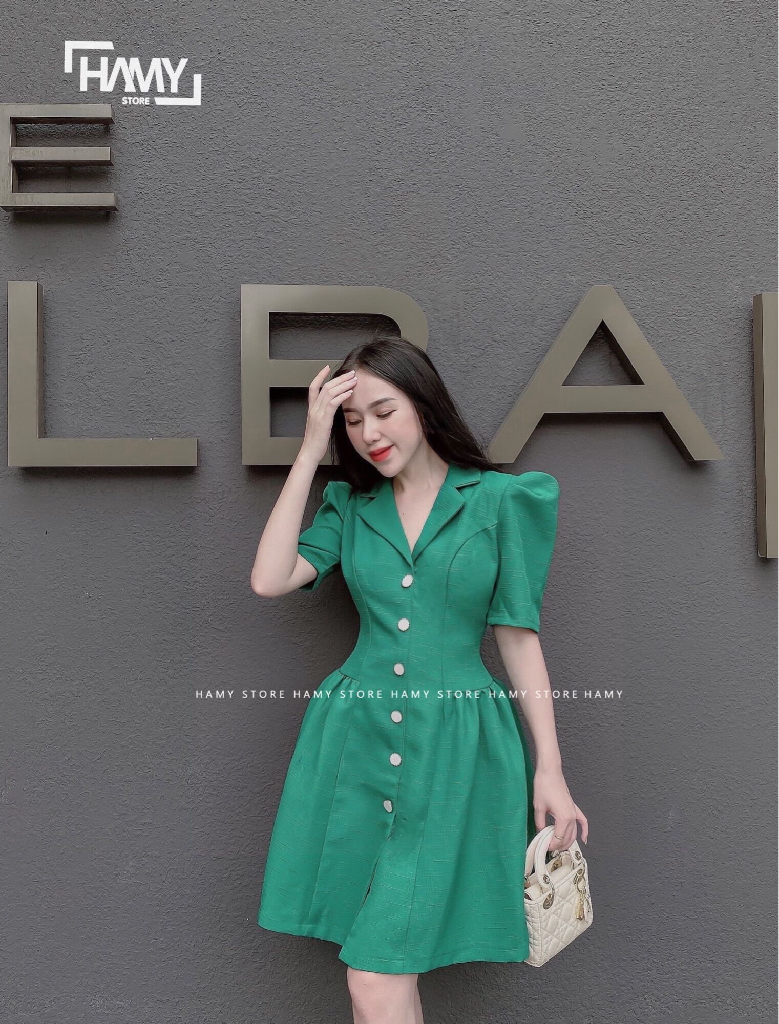 Đầm Cổ Vest Nút