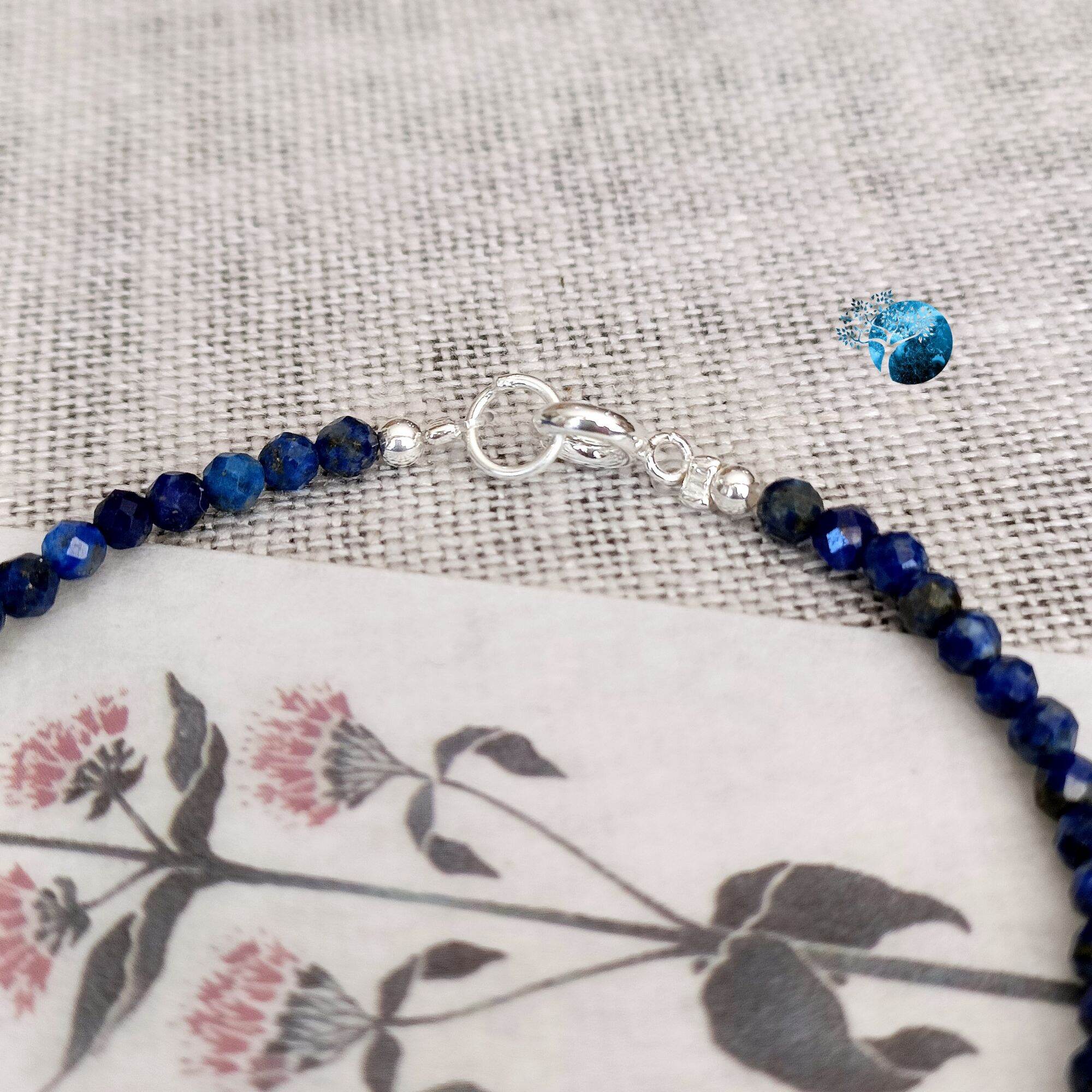 Vòng tay đá lapis lazuli cắt giác 3mm