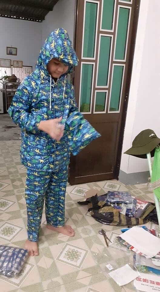 ÁO MƯA BỘ TRẺ EM VẢI DÙ CAO CẤP