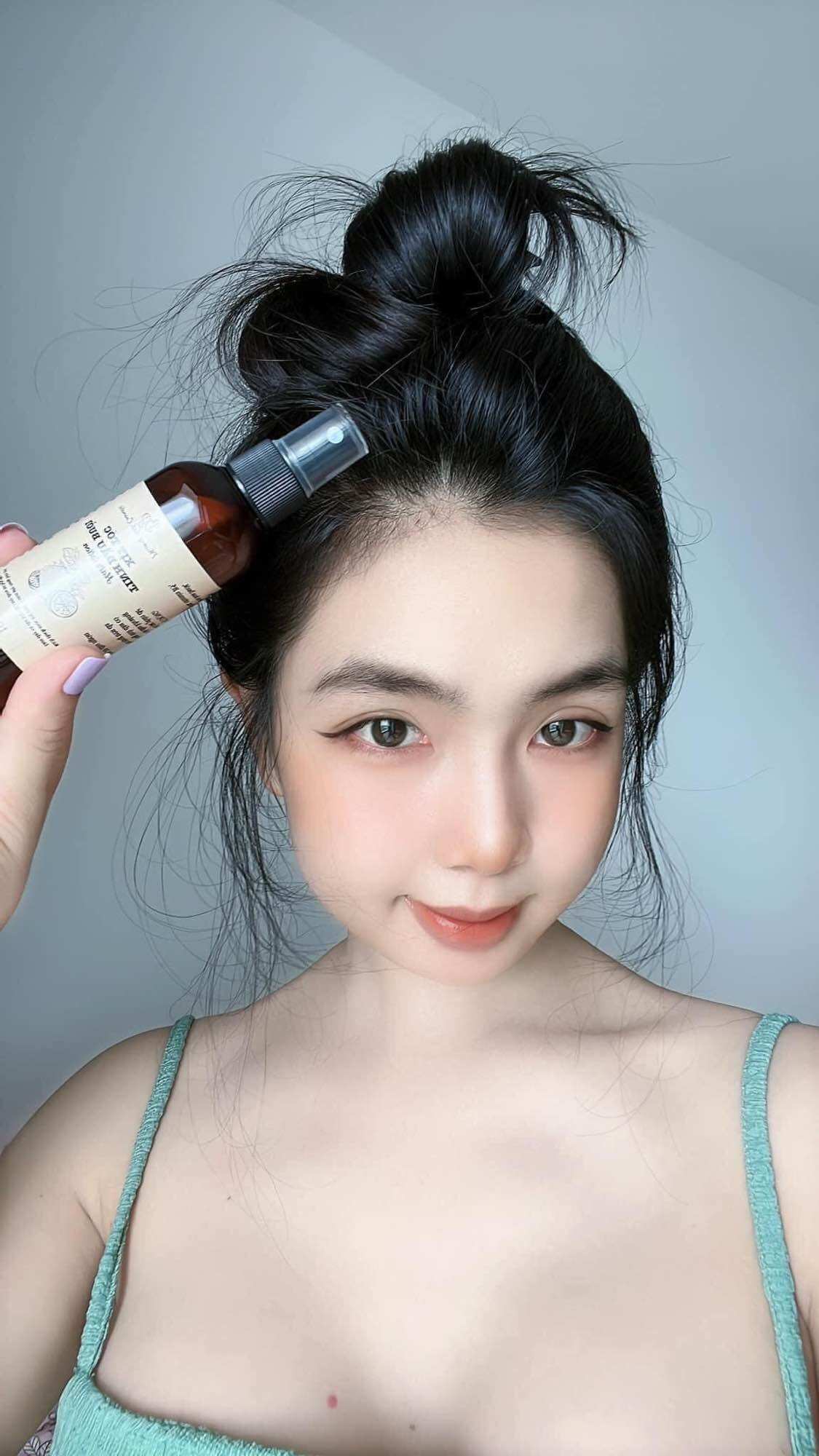 Xịt Tóc Tinh Dầu Bưởi